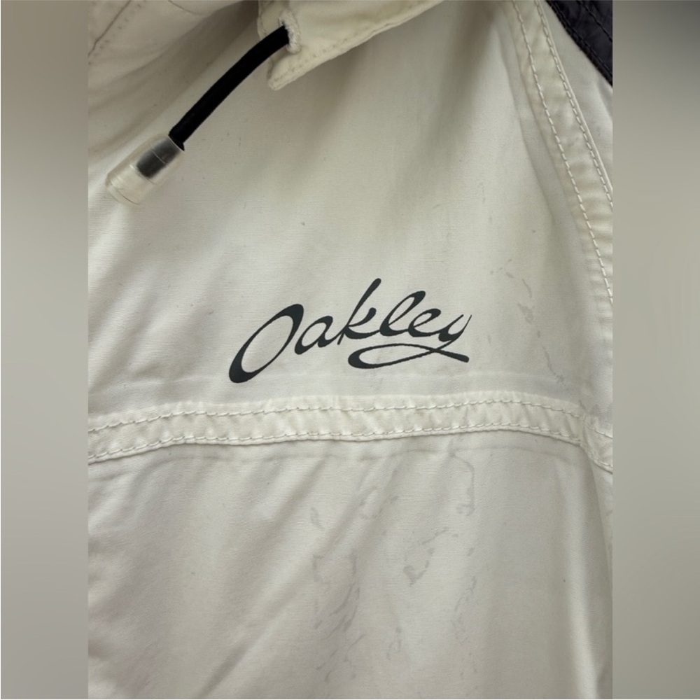Vintage Oakley Women’s Snowboard Ski Jacket White Black Colorblock Hooded Size M - Picture 5 of 11